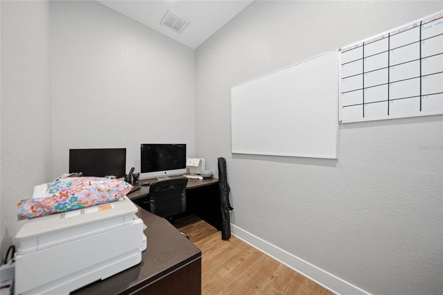 Furnished interior view inside a new home in , Punta Gorda (Image 36). Furnished interior view inside a new home in , Punta Gorda (Image 36).
