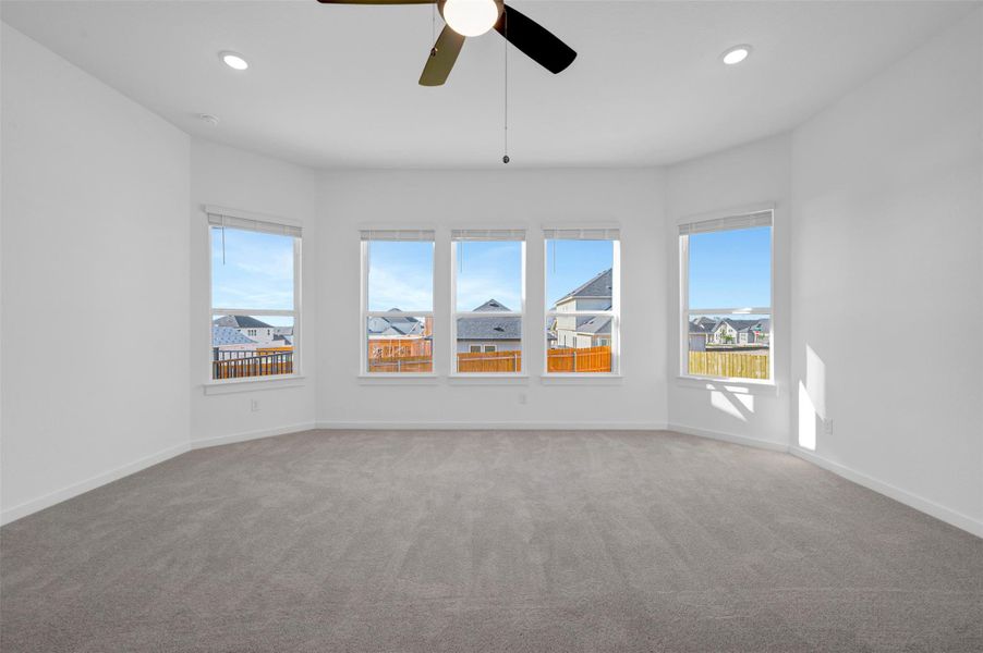 Spacious, unfurnished interior of a new home in Heritage, Dripping Springs (Image 15).