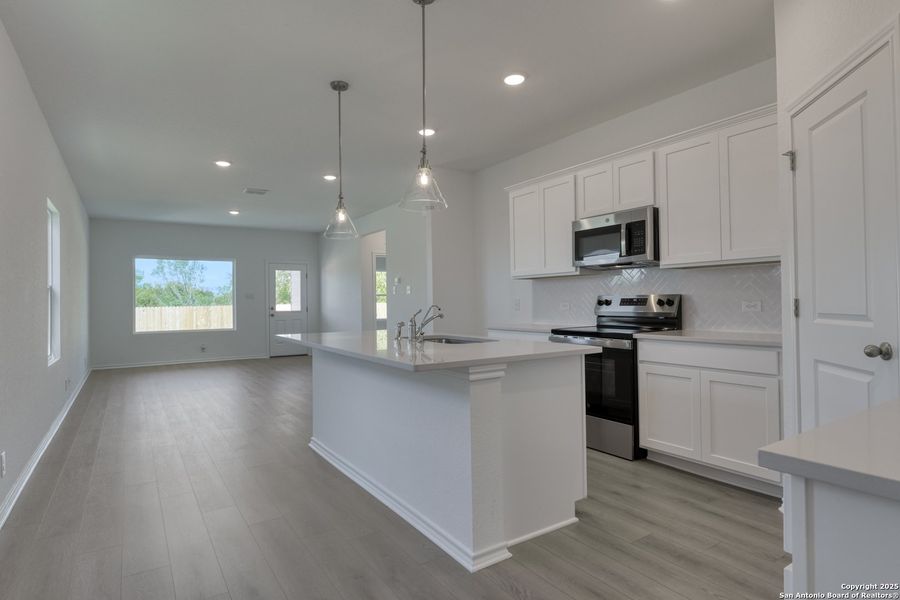 Furnished interior view inside a new home in Meadows at Hennersby Hollow 40's, San Antonio (Image 11). Furnished interior view inside a new home in Meadows at Hennersby Hollow 40's, San Antonio (Image 11).