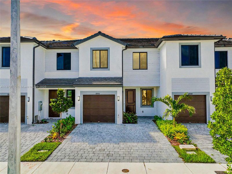 Exterior details and patio area of a home in , Homestead (Image 21).