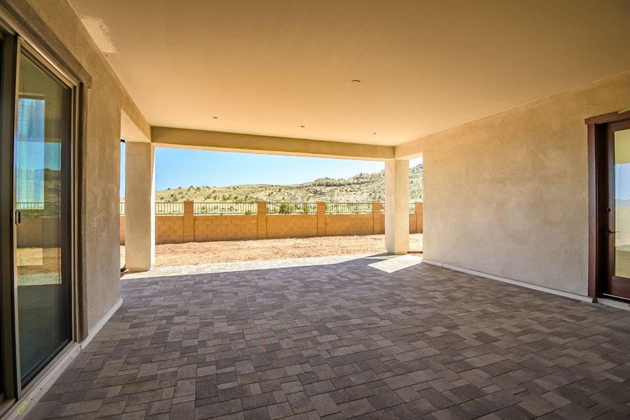 Spacious, unfurnished interior of a new home in Summit at The Dells, Prescott (Image 15).