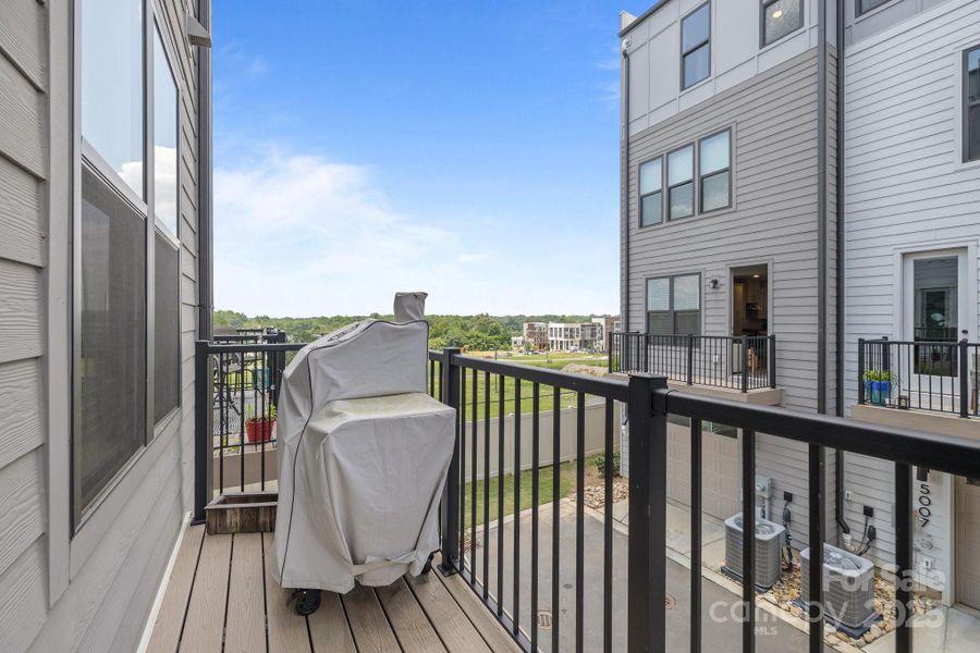 Exterior details and patio area of a home in , Charlotte (Image 22).