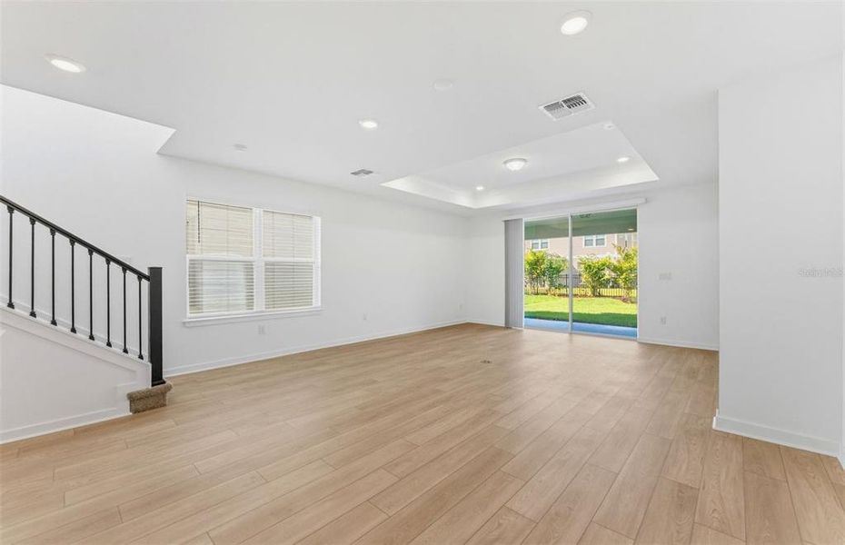 Spacious, unfurnished interior of a new home in Waterset, Apollo Beach (Image 12). Spacious, unfurnished interior of a new home in Waterset, Apollo Beach (Image 12).