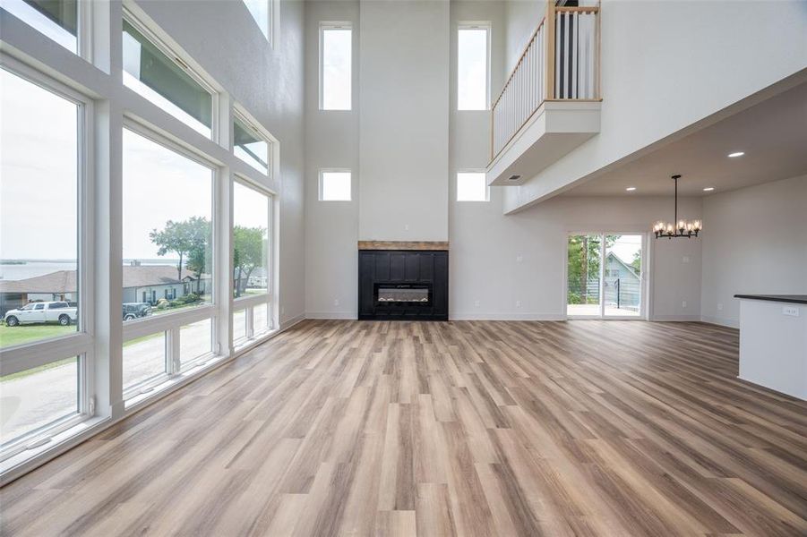 Spacious, unfurnished interior of a new home in , Bridgeport (Image 16).