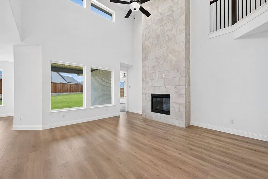 Spacious, unfurnished interior of a new home in Highland Lakes, McKinney (Image 11). Spacious, unfurnished interior of a new home in Highland Lakes, McKinney (Image 11).