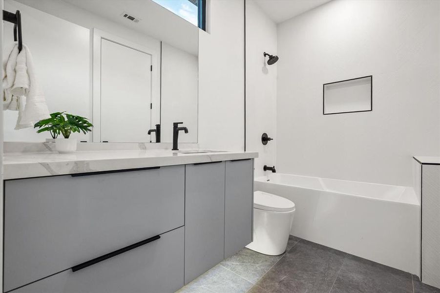 Furnished interior view inside a new home in , Dallas (Image 4). Furnished interior view inside a new home in , Dallas (Image 4).