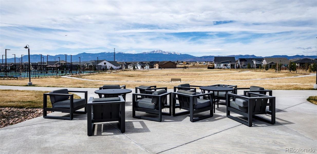 Community amenities in , Colorado Springs (Image 29).