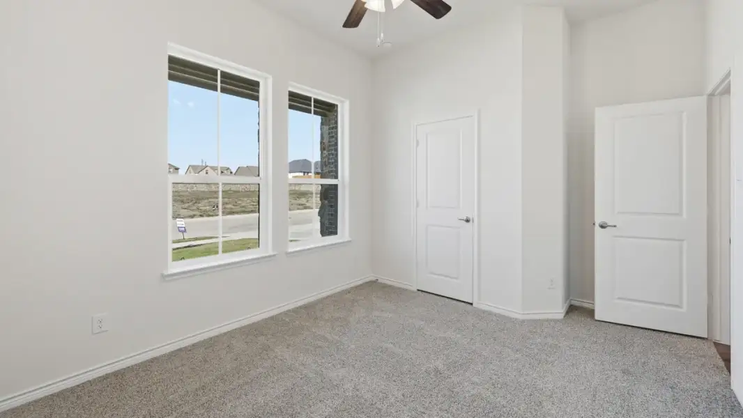 Spacious, unfurnished interior of a new home in Madera, Royse City (Image 20).