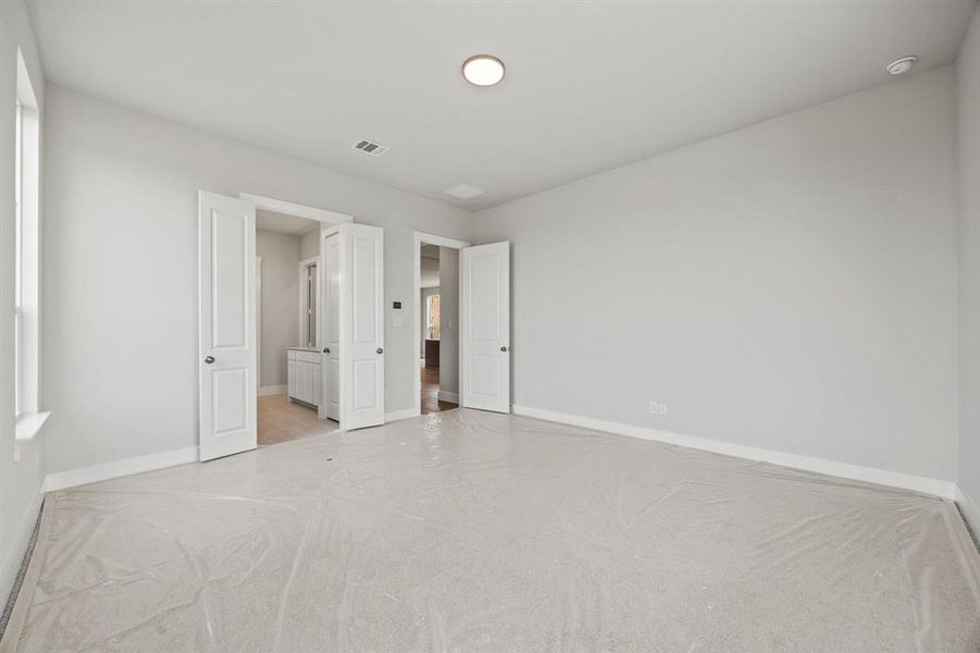 Spacious, unfurnished interior of a new home in The Heights at Uptown Celina, Celina (Image 21). Spacious, unfurnished interior of a new home in The Heights at Uptown Celina, Celina (Image 21).