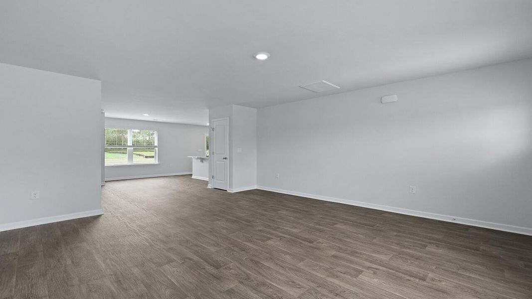 Spacious, unfurnished interior of a new home in Pineview North, Summerville (Image 30).
