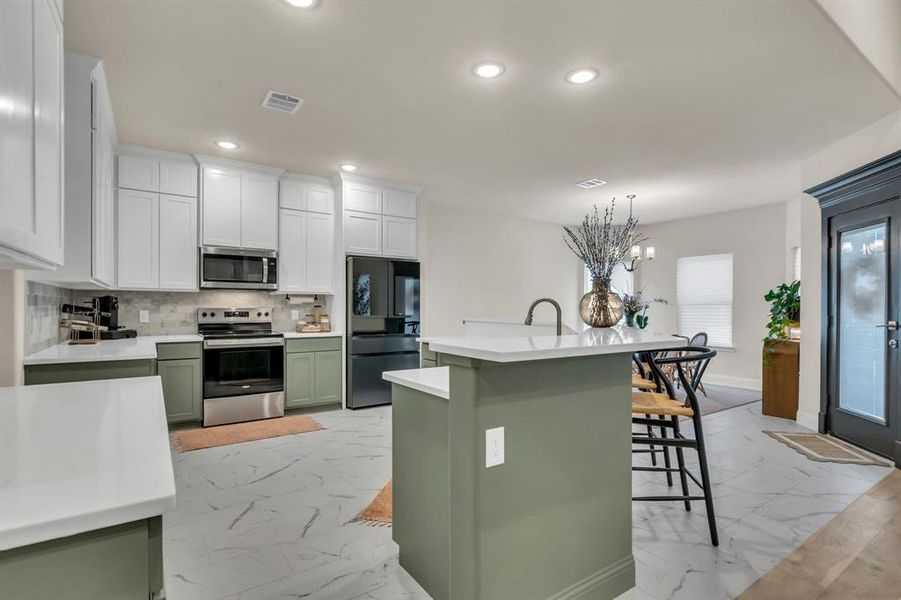 Furnished interior view inside a new home in , Fort Worth (Image 17). Furnished interior view inside a new home in , Fort Worth (Image 17).