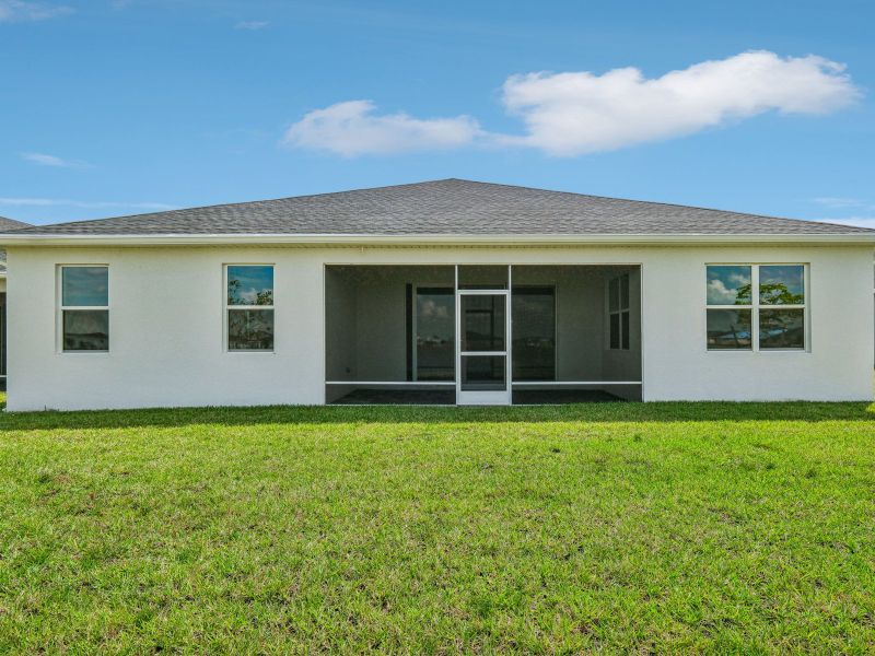 Exterior of the Onyx floorplan at 6406 NW Sweetwood Drive