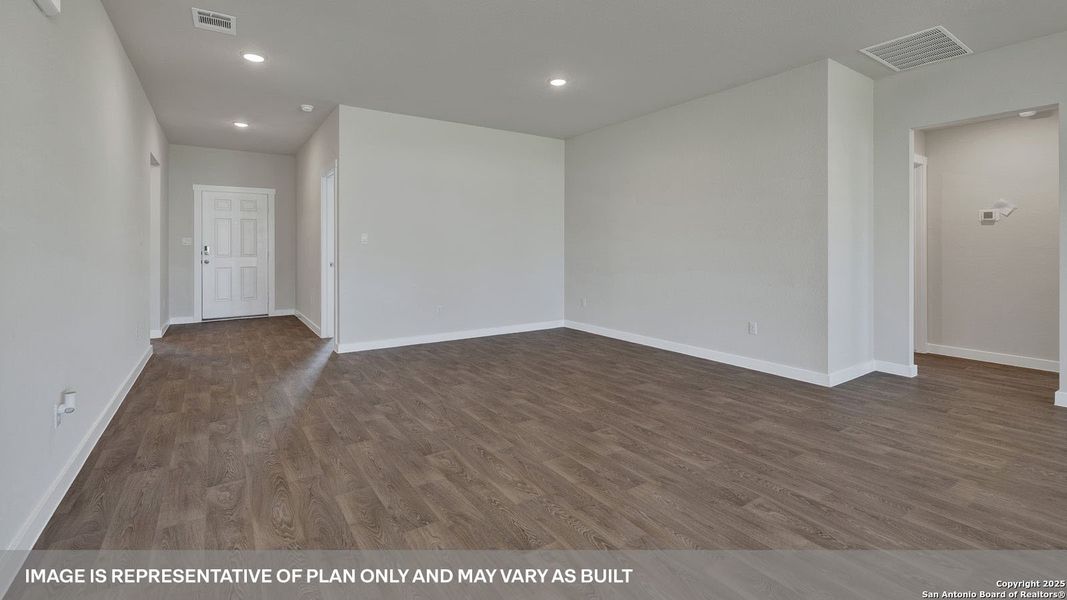 Spacious, unfurnished interior of a new home in Hartland Ranch, Lockhart (Image 25).