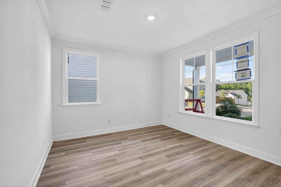 Spacious, unfurnished interior of a new home in Bailey Fence, Dacula (Image 26).