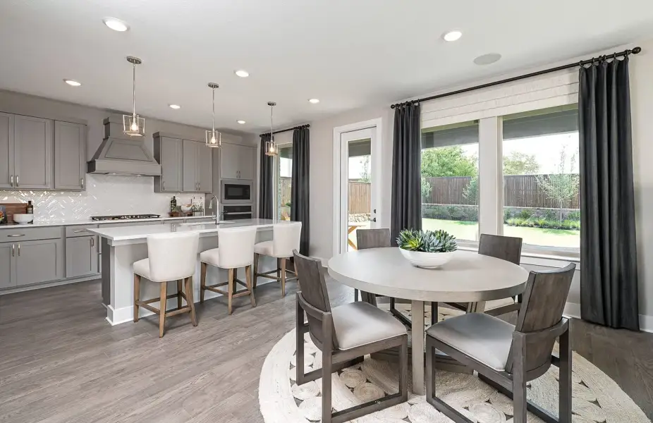 Representative furnished interior of a home built from the Ivy by Tri Pointe Homes in View at the Reserve, Mansfield (Image 3).