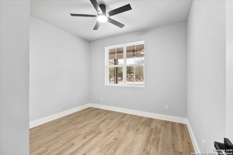 Spacious, unfurnished interior of a new home in , Fischer (Image 17).