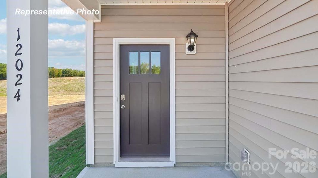 Exterior details and patio area of a home in Clark Creek Landing, Lincolnton (Image 3).
