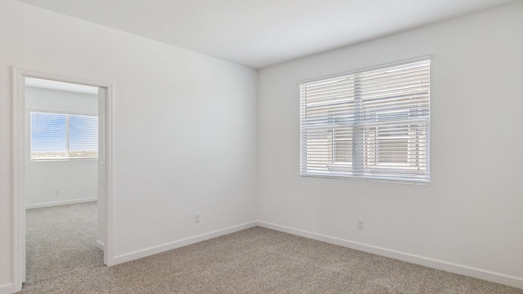 Representative unfurnished interior of a home built from the Crow by D.R. Horton in Zanjero Pass, Glendale (Image 37).
