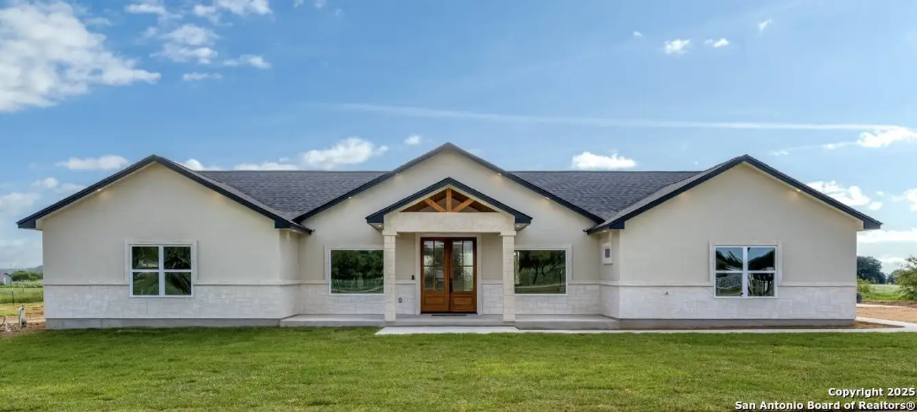 Image 18 of a home in .