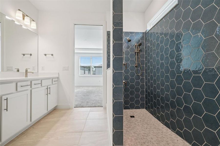 Furnished interior view inside a new home in Del Webb Stone Creek, Ocala (Image 11).