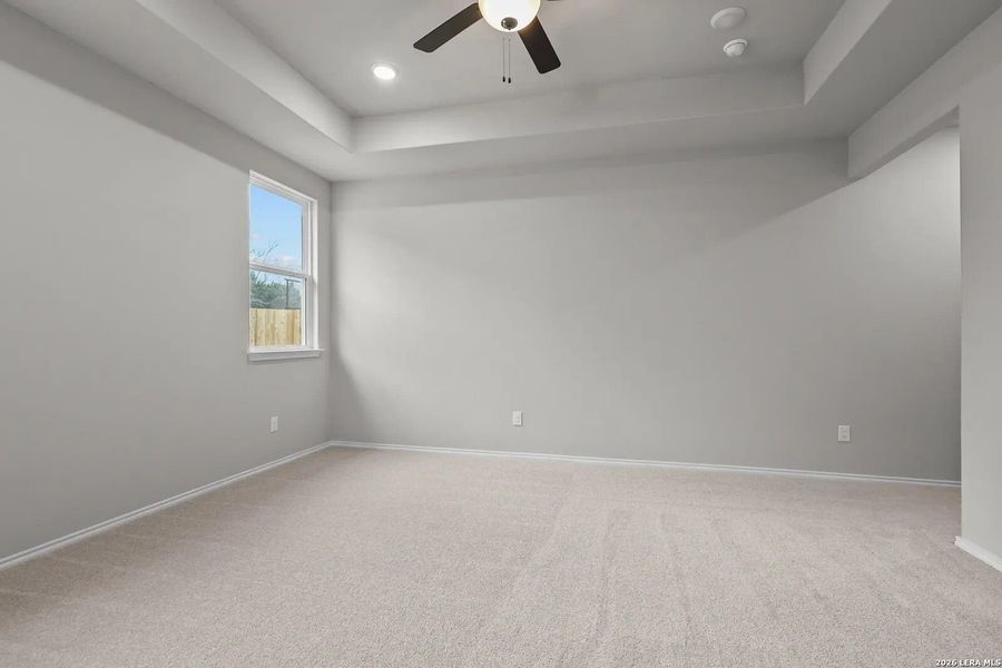Spacious, unfurnished interior of a new home in Comanche Ridge, San Antonio (Image 26). Spacious, unfurnished interior of a new home in Comanche Ridge, San Antonio (Image 26).