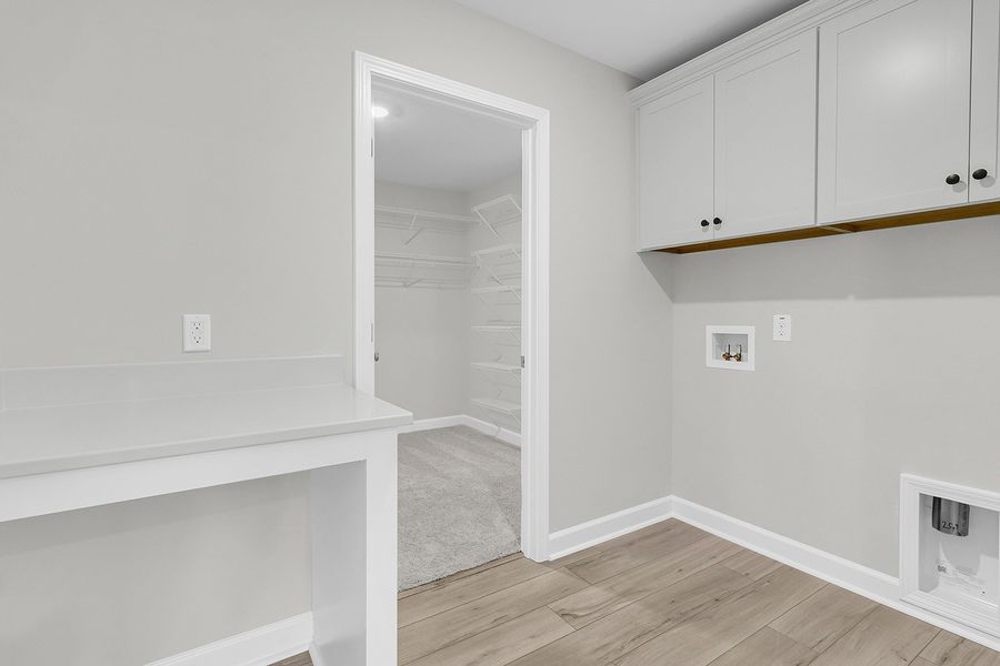 Spacious, unfurnished interior of a new home in Six Oaks, Summerville (Image 38). Spacious, unfurnished interior of a new home in Six Oaks, Summerville (Image 38).