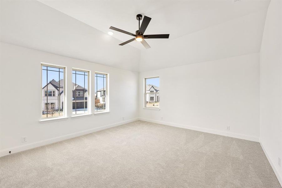 Spacious, unfurnished interior of a new home in Windsong Ranch, Prosper (Image 25).