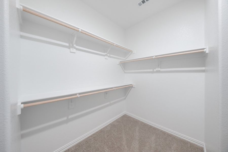 Spacious, unfurnished interior of a new home in Whitewing Trails, Princeton (Image 24).