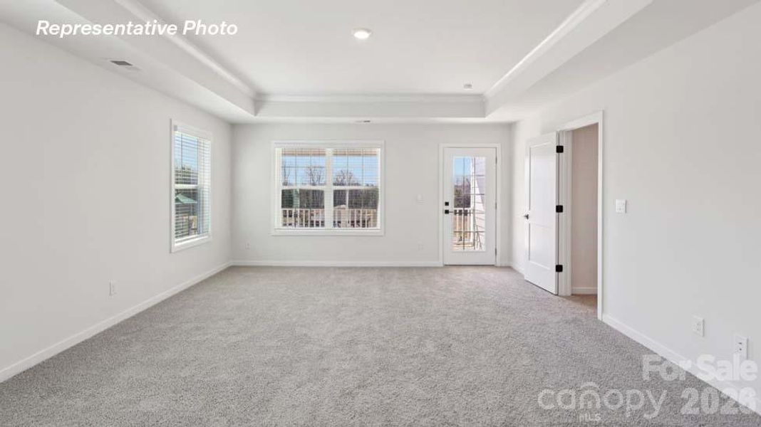 Spacious, unfurnished interior of a new home in Oak Grove Hill, Huntersville (Image 19).