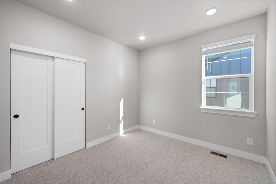 Representative unfurnished interior of a home built from the 5 by Trumark Homes in Trumark Homes at Sterling Ranch, Littleton (Image 38).