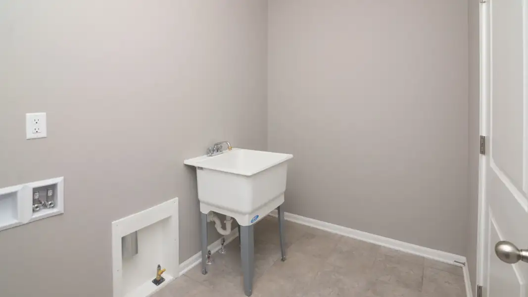 Representative furnished interior of a home built from the The Abington by Norfolk Homes in Offsite Builds Southern Michigan, Ann Arbor (Image 50).