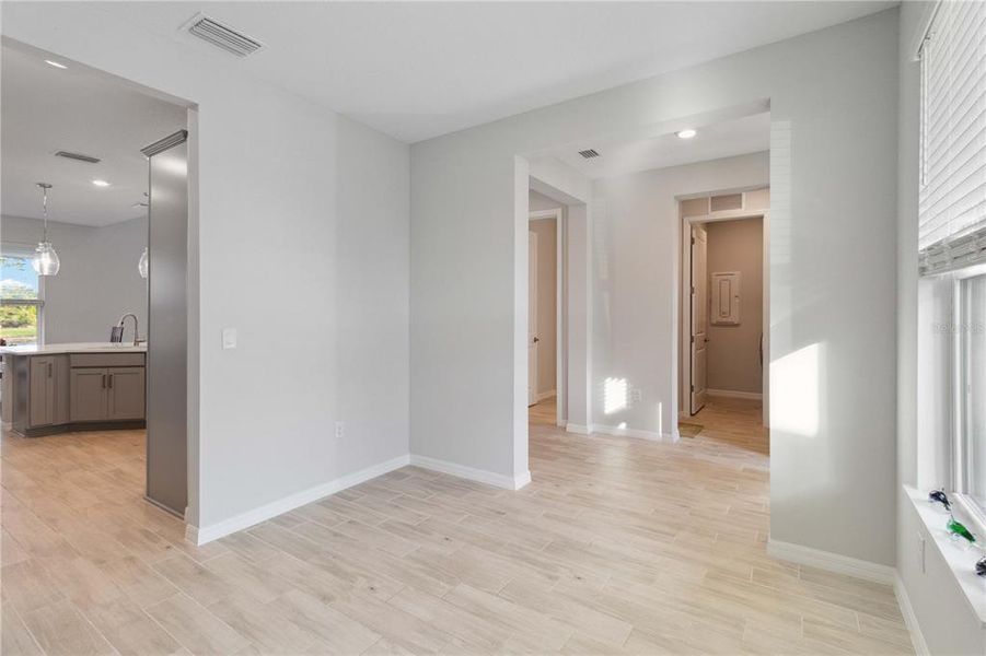 Spacious, unfurnished interior of a new home in , Nokomis (Image 21).