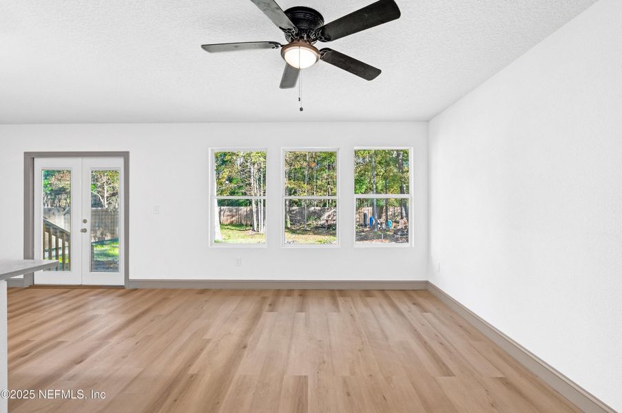 Spacious, unfurnished interior of a new home in , Jacksonville (Image 14).