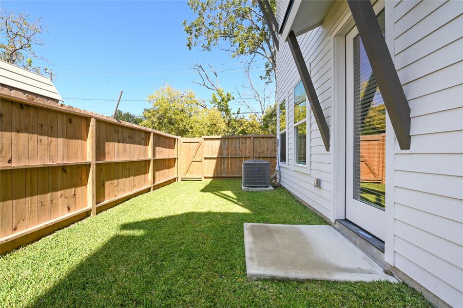 Exterior details and patio area of a home in , Houston (Image 4).