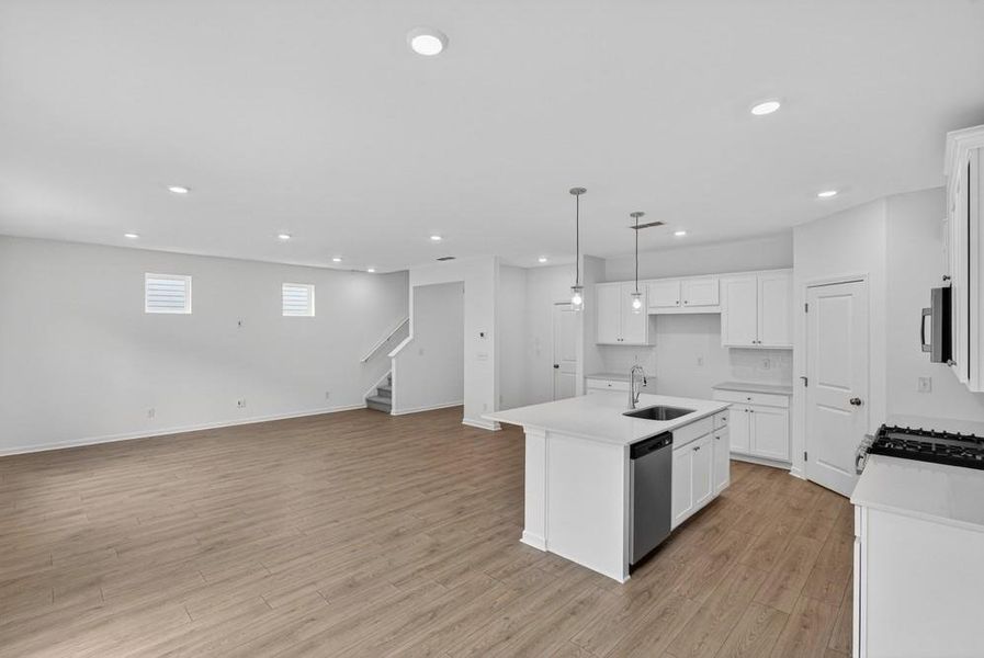 Furnished interior view inside a new home in Heritage River, Euharlee (Image 8).