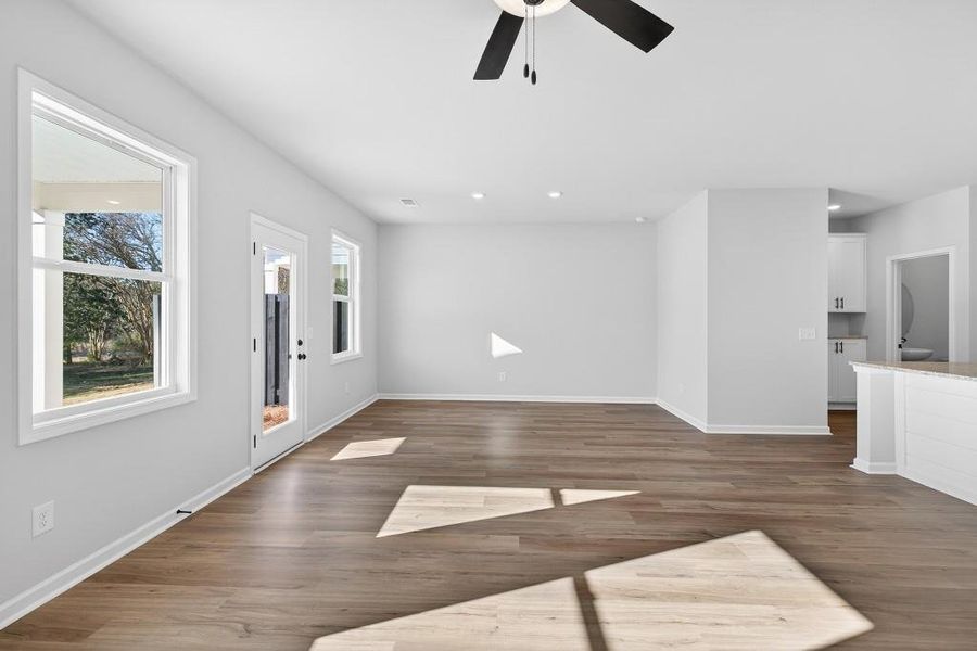 Spacious, unfurnished interior of a new home in , Commerce (Image 37).