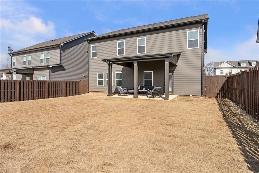 Exterior details and patio area of a home in , Gainesville (Image 4).