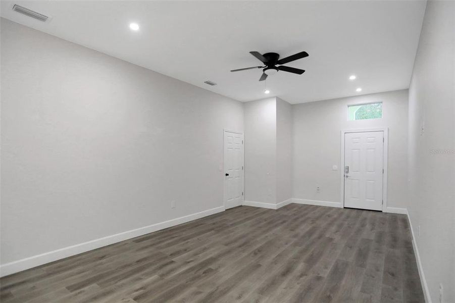 Spacious, unfurnished interior of a new home in , New Port Richey (Image 23).