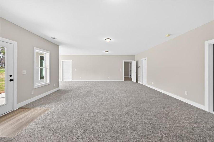 Spacious, unfurnished interior of a new home in , Bethlehem (Image 26).