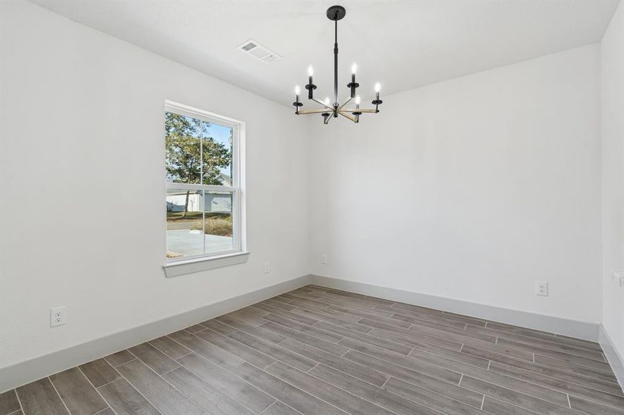 Spacious, unfurnished interior of a new home in , Granbury (Image 35). Spacious, unfurnished interior of a new home in , Granbury (Image 35).