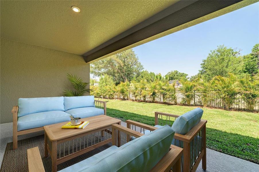 Exterior details and patio area of a home in Crestwood Estates, Valrico (Image 3).