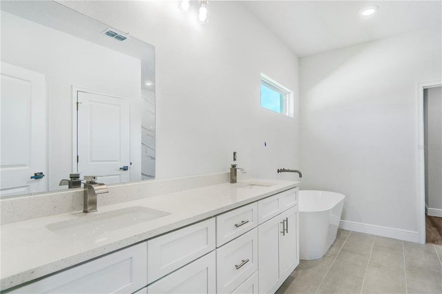 Furnished interior view inside a new home in , Ocala (Image 13).