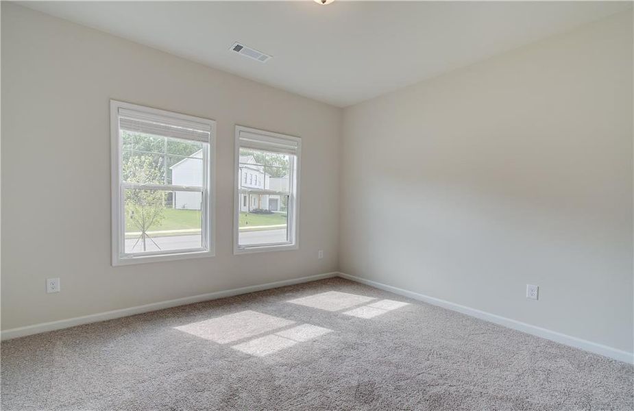 Spacious, unfurnished interior of a new home in Mallard’s Landing, Jefferson (Image 33).