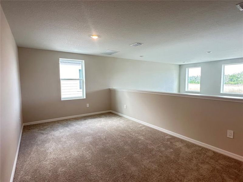 Spacious, unfurnished interior of a new home in Berry Bay, Wimauma (Image 15).