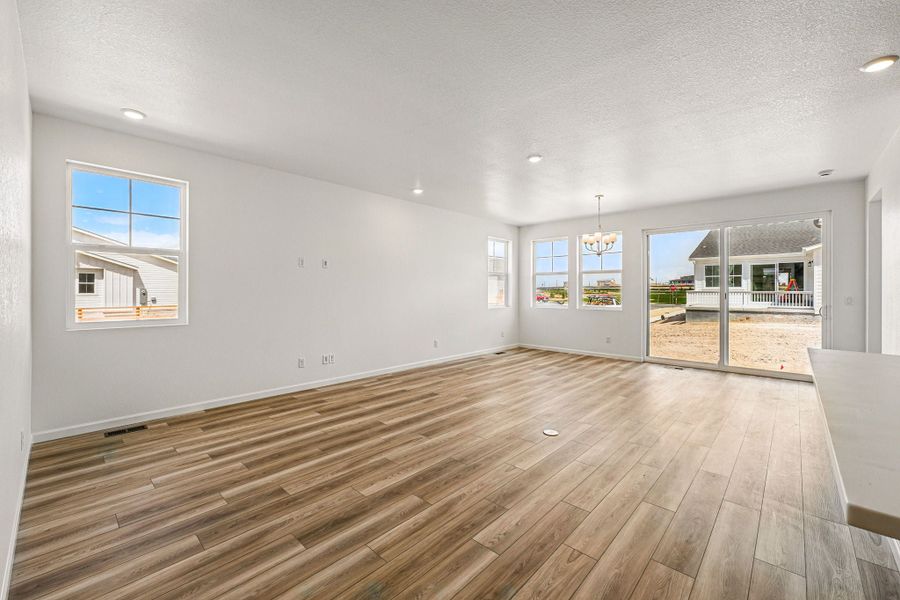 Spacious, unfurnished interior of a new home in Parterre, Thornton (Image 17).
