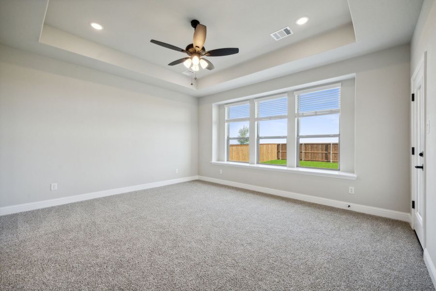 Representative unfurnished interior of a home built from the Avalon by Chesmar Homes in Silo Mills, Joshua (Image 9). Representative unfurnished interior of a home built from the Avalon by Chesmar Homes in Silo Mills, Joshua (Image 9).