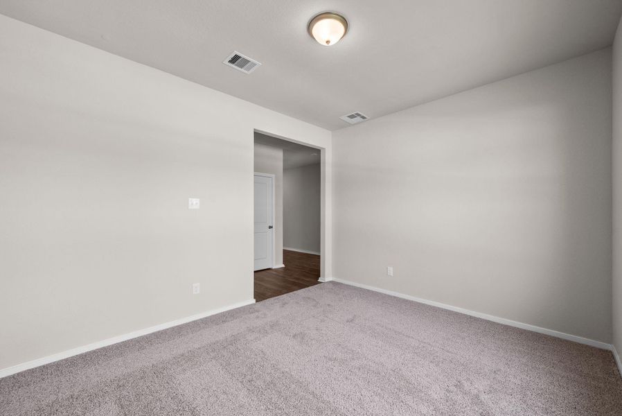 Spacious, unfurnished interior of a new home in Windcress, Cove (Image 19).