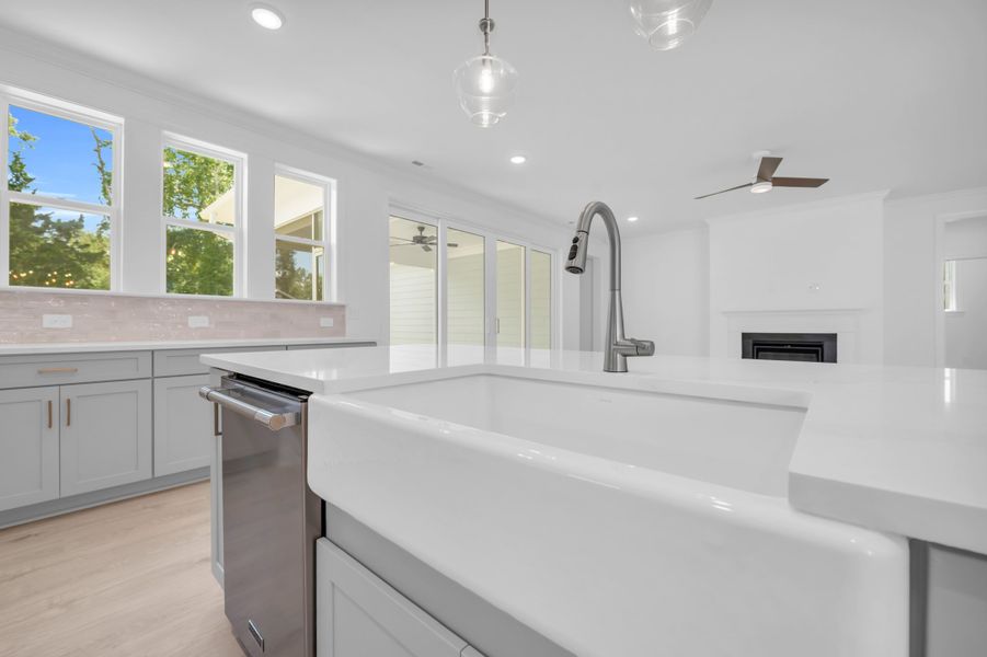 Representative furnished interior of a home built from the The Highland by RobuckHomes in Windwater, Hampstead (Image 18).