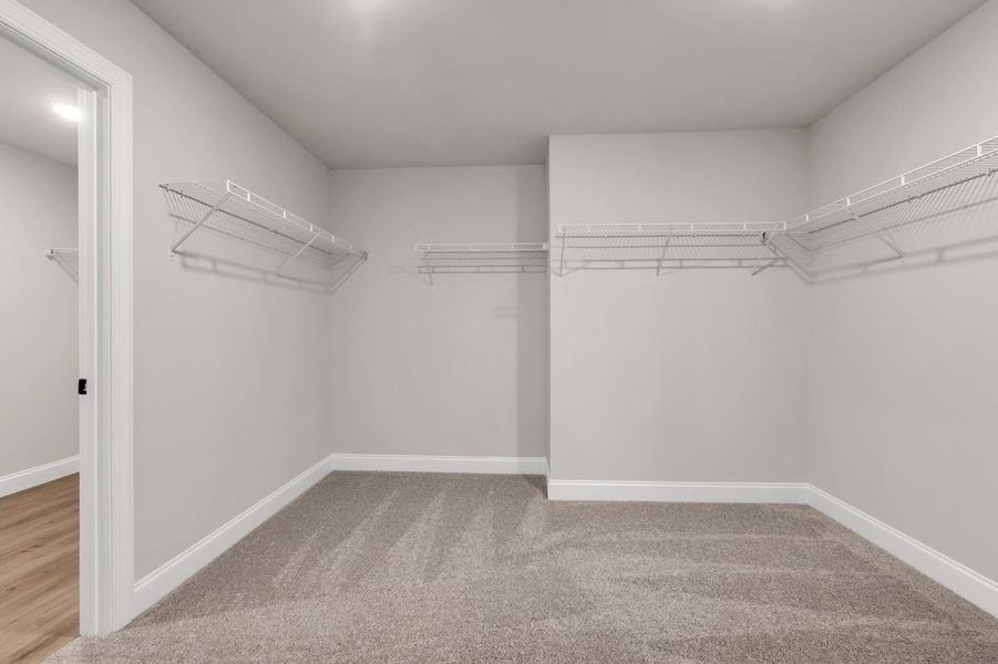 Spacious, unfurnished interior of a new home in , Lawrenceville (Image 26).