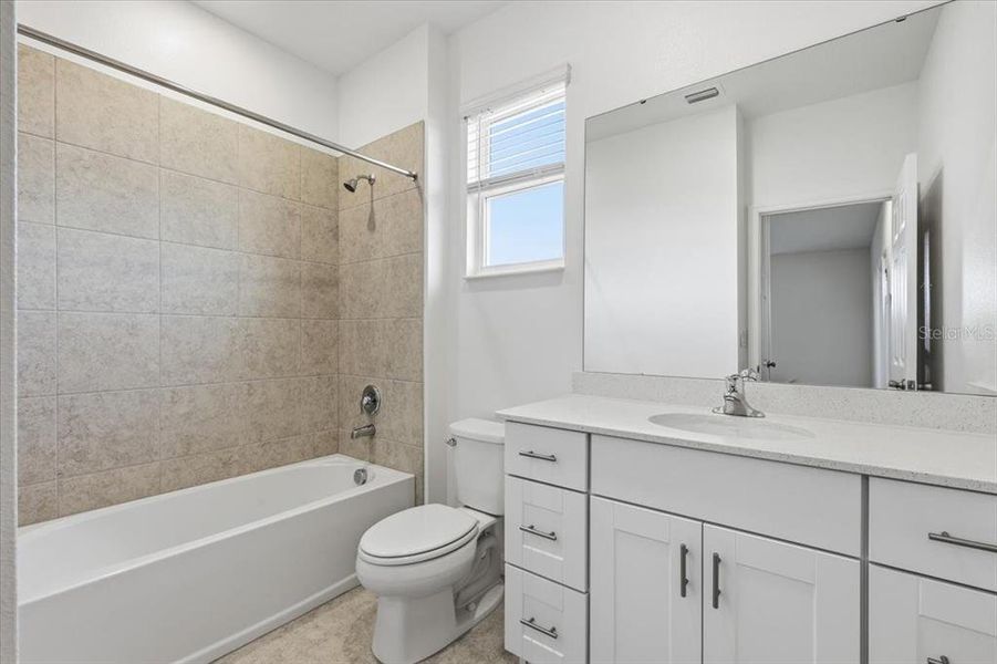 Furnished interior view inside a new home in Cypress Park Estates, Haines City (Image 5).